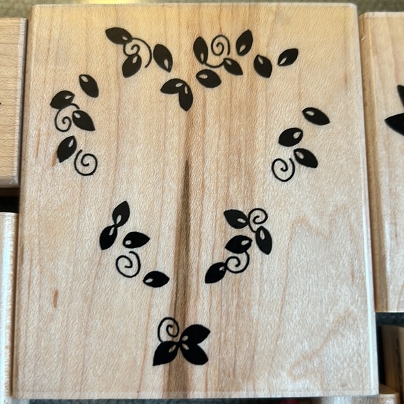 Love is a Gift stamp set - Picture 3 of 10